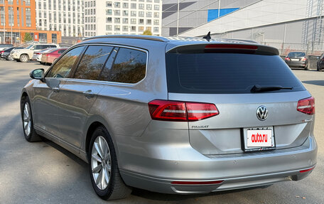Volkswagen Passat B8 рестайлинг, 2015 год, 1 390 000 рублей, 8 фотография
