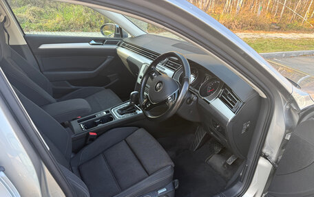 Volkswagen Passat B8 рестайлинг, 2015 год, 1 390 000 рублей, 11 фотография