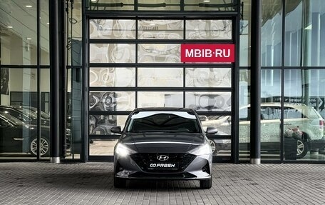 Hyundai Solaris II рестайлинг, 2021 год, 1 550 000 рублей, 2 фотография
