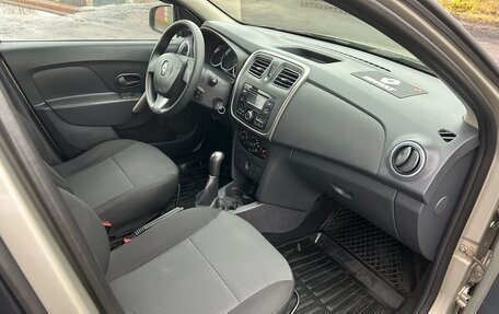 Renault Logan II, 2016 год, 500 000 рублей, 5 фотография