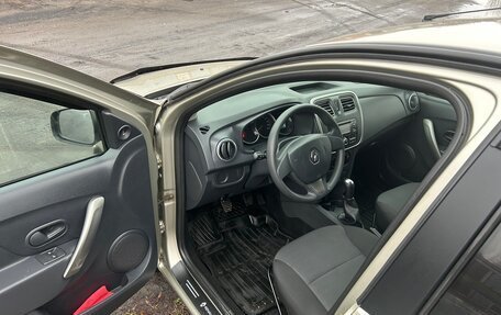 Renault Logan II, 2016 год, 500 000 рублей, 8 фотография