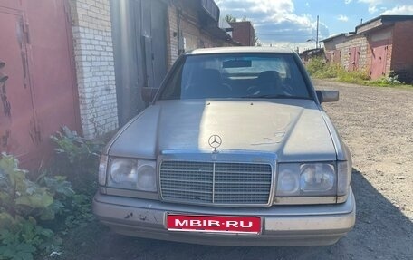 Mercedes-Benz W124, 1986 год, 70 000 рублей, 1 фотография