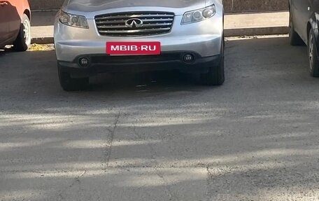 Infiniti FX I, 2003 год, 710 000 рублей, 3 фотография