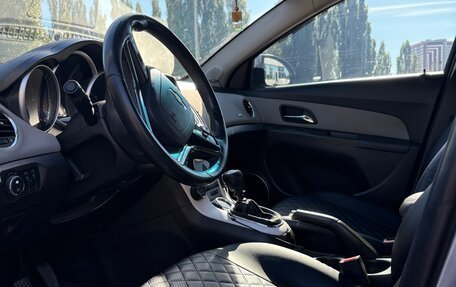 Chevrolet Cruze II, 2011 год, 670 000 рублей, 9 фотография