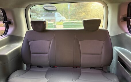 Hyundai Grand Starex Grand Starex I рестайлинг 2, 2011 год, 1 590 000 рублей, 18 фотография