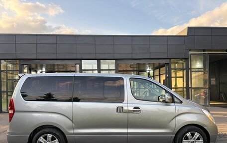 Hyundai Grand Starex Grand Starex I рестайлинг 2, 2011 год, 1 590 000 рублей, 24 фотография