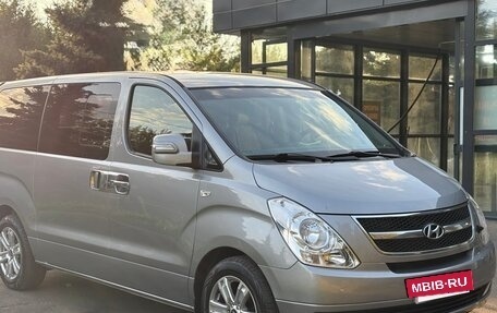 Hyundai Grand Starex Grand Starex I рестайлинг 2, 2011 год, 1 590 000 рублей, 23 фотография