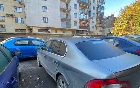 Skoda Superb III рестайлинг, 2012 год, 698 000 рублей, 2 фотография