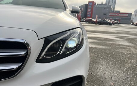 Mercedes-Benz E-Класс, 2016 год, 3 290 000 рублей, 5 фотография