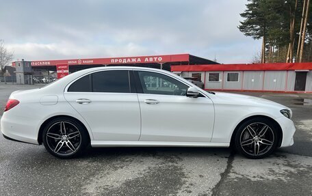 Mercedes-Benz E-Класс, 2016 год, 3 290 000 рублей, 4 фотография