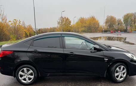 Hyundai Solaris II рестайлинг, 2011 год, 800 000 рублей, 6 фотография