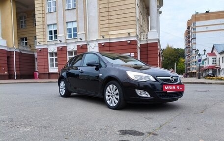Opel Astra J, 2010 год, 530 000 рублей, 4 фотография