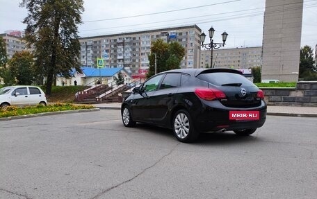 Opel Astra J, 2010 год, 530 000 рублей, 8 фотография