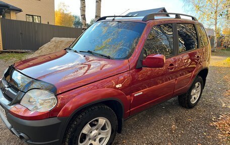 Chevrolet Niva I рестайлинг, 2011 год, 459 000 рублей, 6 фотография