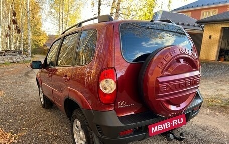 Chevrolet Niva I рестайлинг, 2011 год, 459 000 рублей, 4 фотография