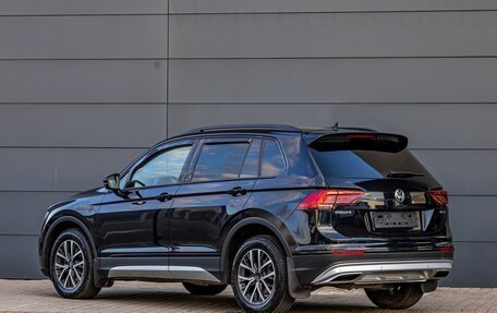 Volkswagen Tiguan II, 2020 год, 2 355 000 рублей, 4 фотография