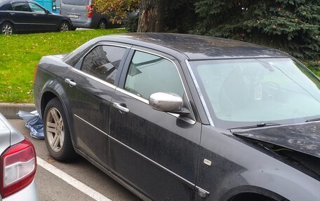 Chrysler 300C II, 2006 год, 400 000 рублей, 10 фотография
