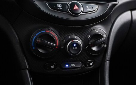 Hyundai Solaris II рестайлинг, 2015 год, 829 236 рублей, 13 фотография