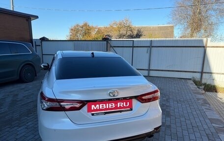 Toyota Camry, 2023 год, 3 750 000 рублей, 3 фотография