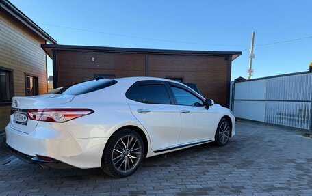 Toyota Camry, 2023 год, 3 750 000 рублей, 4 фотография