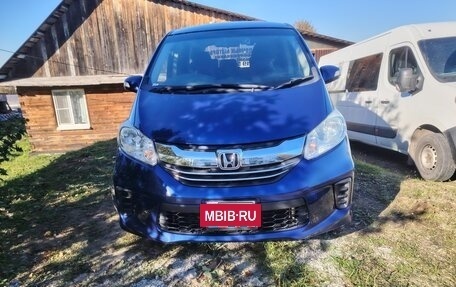 Honda Freed I, 2014 год, 1 200 000 рублей, 2 фотография