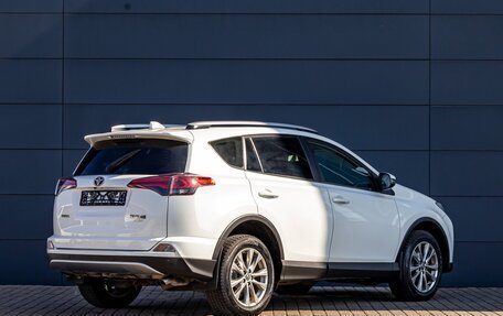 Toyota RAV4, 2019 год, 2 055 000 рублей, 6 фотография