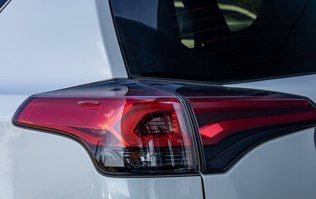 Toyota RAV4, 2019 год, 2 055 000 рублей, 12 фотография