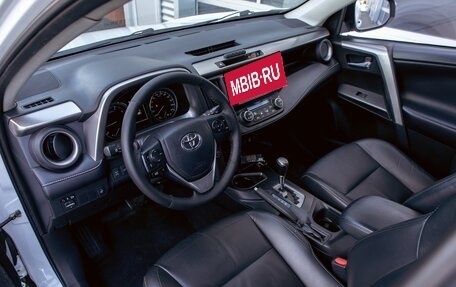 Toyota RAV4, 2019 год, 2 055 000 рублей, 15 фотография