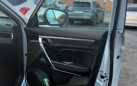 Geely Atlas, 2023 год, 1 760 000 рублей, 16 фотография