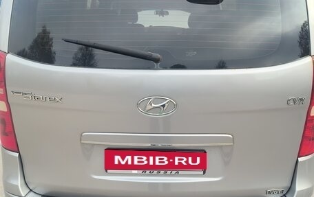 Hyundai Grand Starex Grand Starex I рестайлинг 2, 2011 год, 1 600 000 рублей, 4 фотография