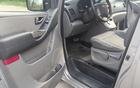 Hyundai Grand Starex Grand Starex I рестайлинг 2, 2011 год, 1 600 000 рублей, 7 фотография