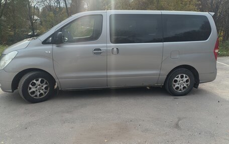 Hyundai Grand Starex Grand Starex I рестайлинг 2, 2011 год, 1 600 000 рублей, 18 фотография