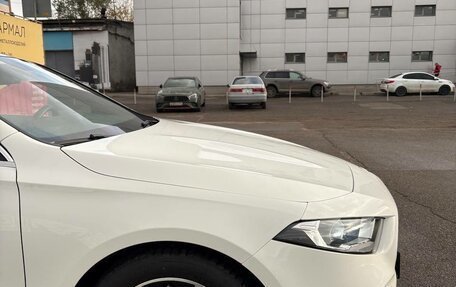 Mercedes-Benz A-Класс, 2019 год, 1 940 000 рублей, 6 фотография