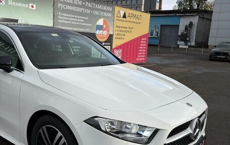 Mercedes-Benz A-Класс, 2019 год, 1 940 000 рублей, 7 фотография