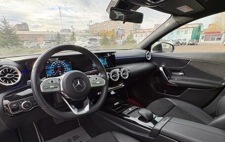 Mercedes-Benz A-Класс, 2019 год, 1 940 000 рублей, 25 фотография