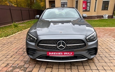 Mercedes-Benz E-Класс, 2021 год, 3 690 000 рублей, 6 фотография