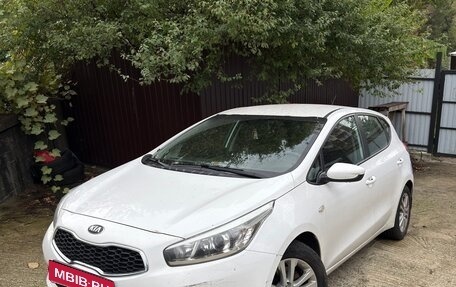KIA cee'd III, 2015 год, 1 000 000 рублей, 1 фотография