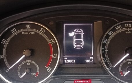 Skoda Rapid I, 2018 год, 1 150 000 рублей, 14 фотография