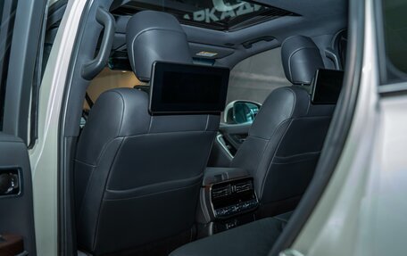 Toyota Land Cruiser, 2022 год, 9 600 000 рублей, 6 фотография