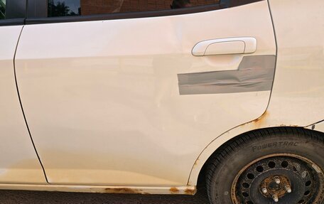 Honda Fit III, 2001 год, 270 000 рублей, 12 фотография