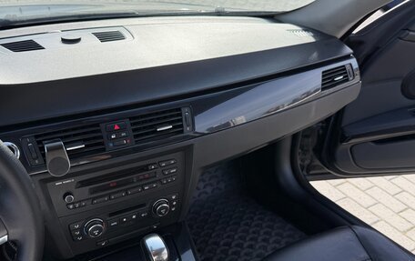 BMW 3 серия, 2009 год, 1 350 000 рублей, 11 фотография
