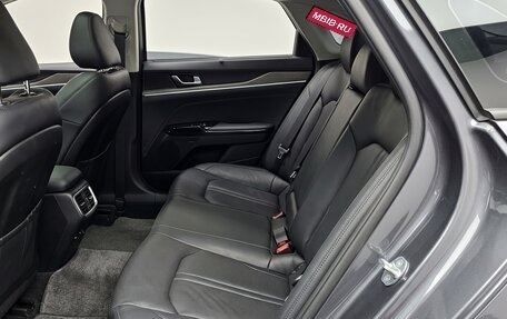 KIA K5, 2023 год, 2 235 000 рублей, 10 фотография