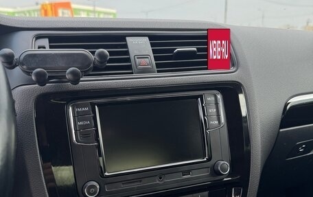 Volkswagen Jetta VI, 2016 год, 1 500 000 рублей, 10 фотография