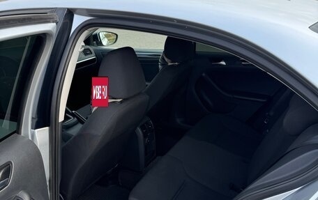 Volkswagen Jetta VI, 2016 год, 1 500 000 рублей, 7 фотография