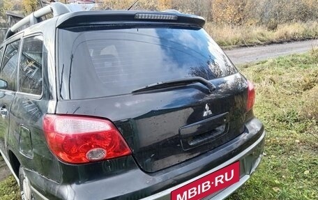 Mitsubishi Outlander III рестайлинг 3, 2007 год, 400 000 рублей, 7 фотография