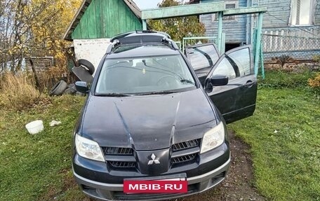 Mitsubishi Outlander III рестайлинг 3, 2007 год, 400 000 рублей, 9 фотография