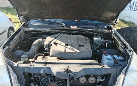 Toyota Land Cruiser Prado 120 рестайлинг, 2008 год, 1 750 000 рублей, 13 фотография