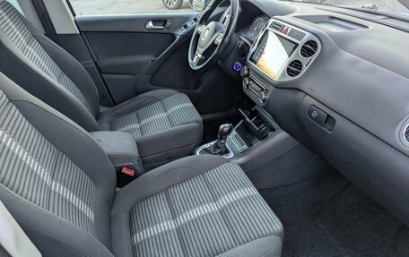 Volkswagen Tiguan I, 2010 год, 980 000 рублей, 16 фотография
