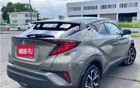 Toyota C-HR I рестайлинг, 2022 год, 1 497 000 рублей, 5 фотография