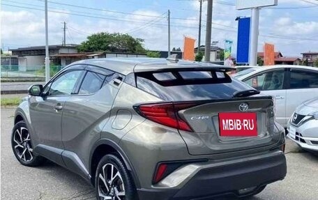 Toyota C-HR I рестайлинг, 2022 год, 1 497 000 рублей, 7 фотография